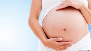 كيف تحس الحامل بحركة الجنين في الشهر الرابع
