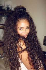 تسريحات للشعر الكيرلي