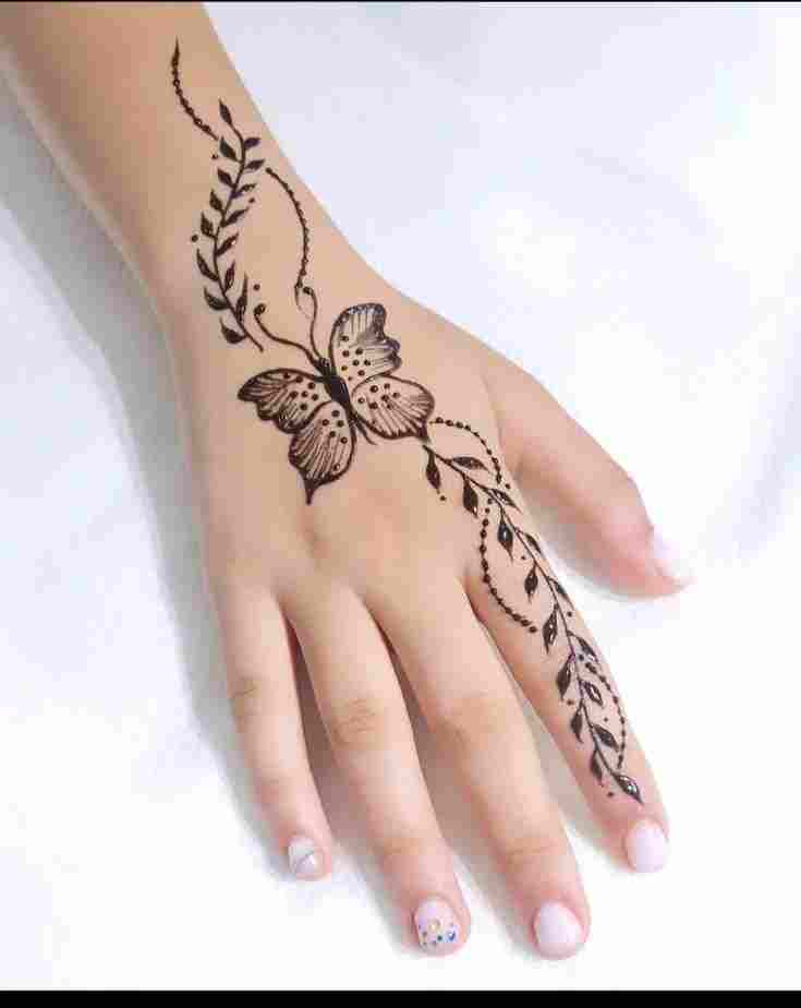 رسومات حنة لليد رقيقة وناعمة